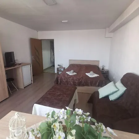 Apartment Very Good Location *